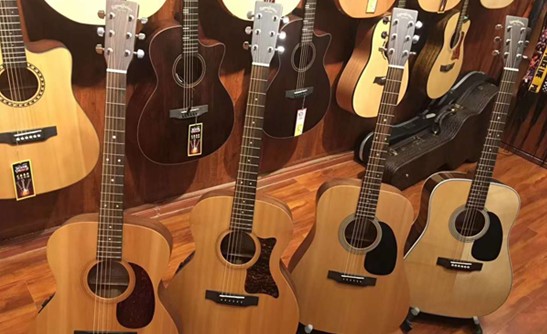 
【2020最新】木吉他价钱一般几多钱？吉他品牌十大排名大公然：星空综合(图1)